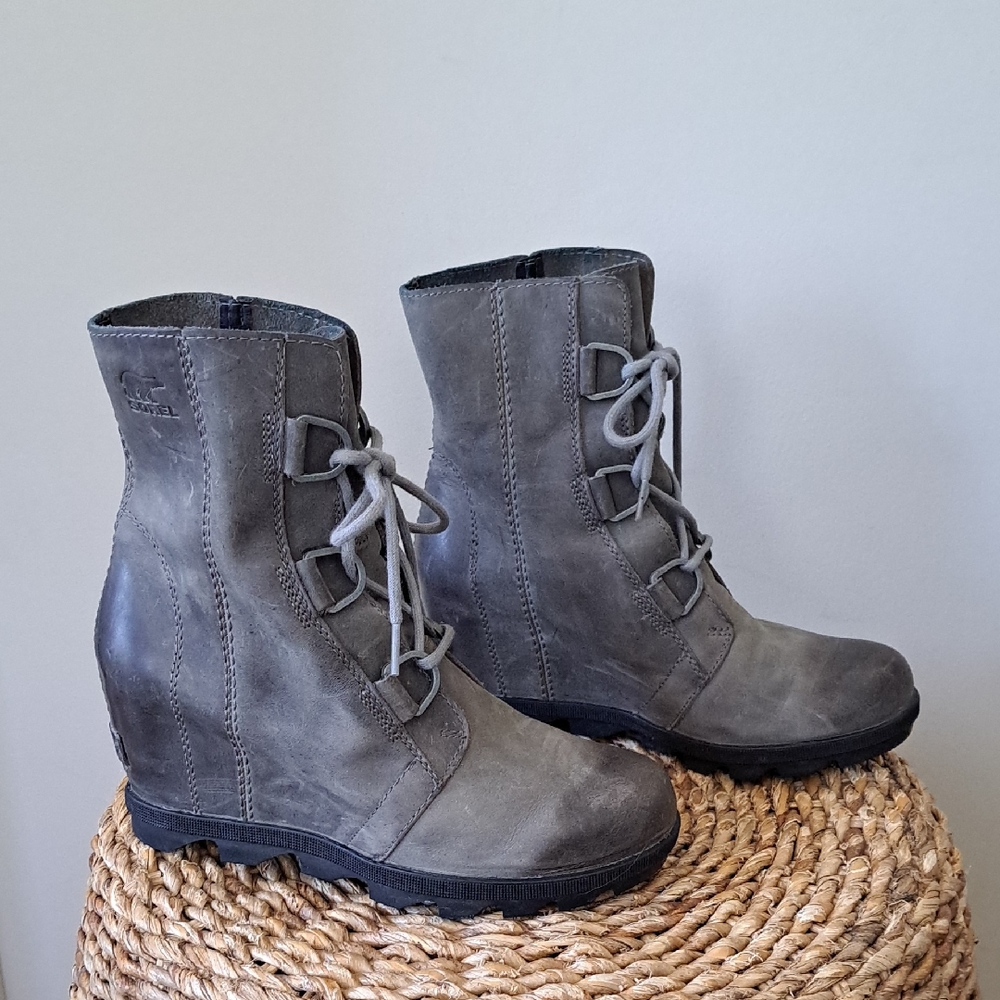 Sorel Womens Joan Of Arctic II Grey Nubuck Suede‎ Leather Wedge Ankle Boots 8.5